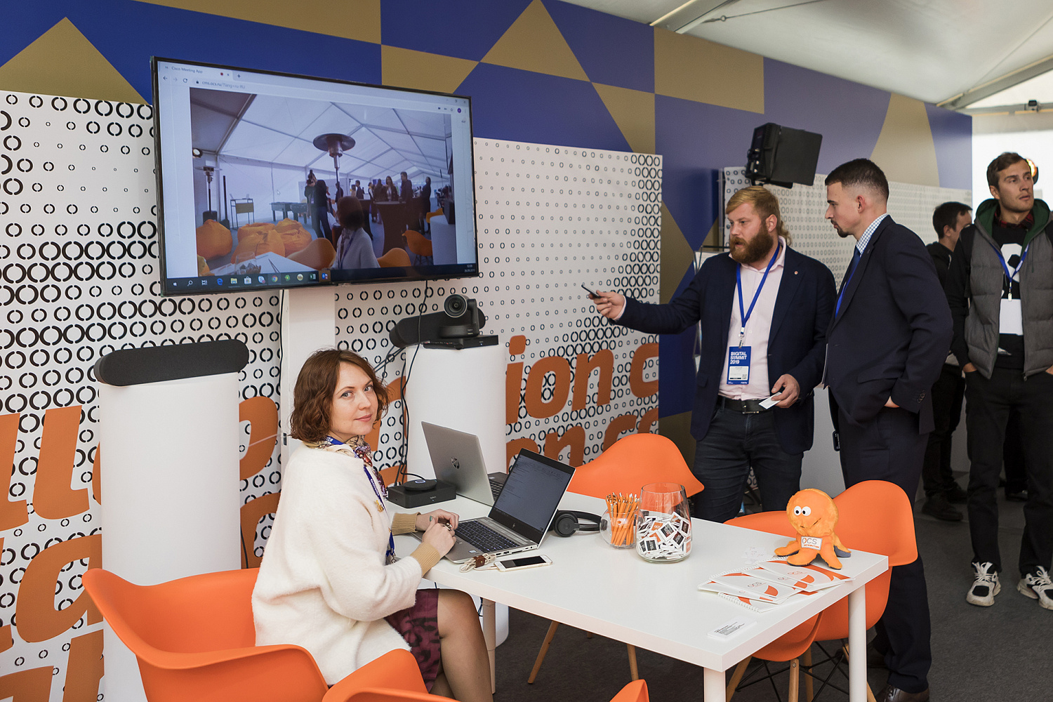 В Нижнем Новгороде состоялась презентация OCS Showroom на международном форуме Digital Summit 2019